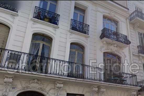 Appartement - 77 m² - 3 pièces