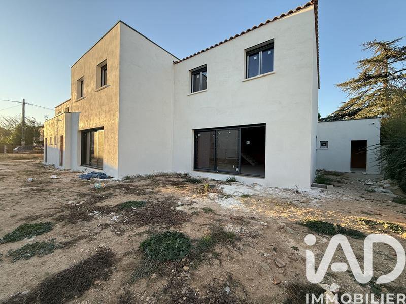 Maison - 94 m² - 4 pièces