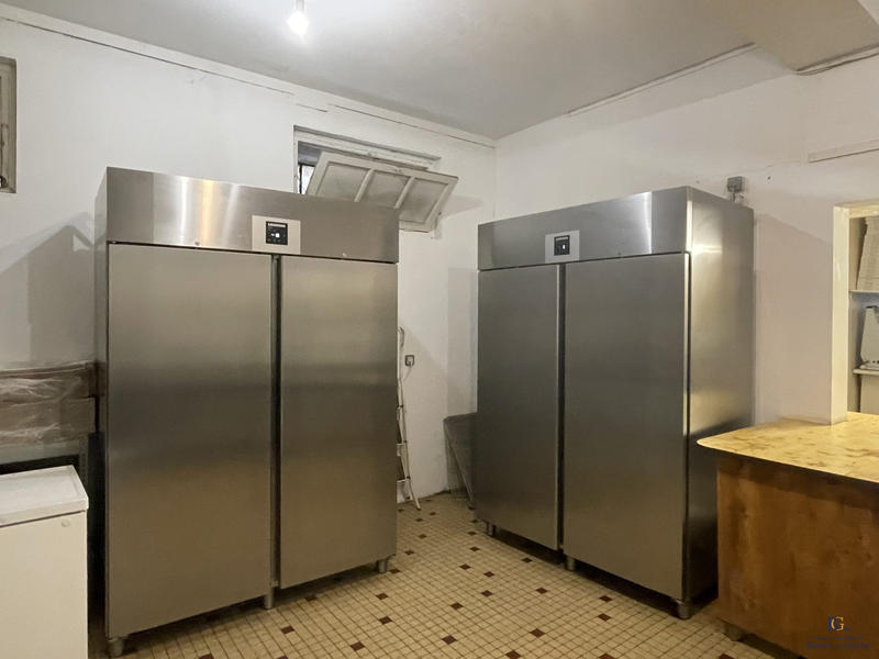 Fonds de commerce - Local commercial - 75 m²