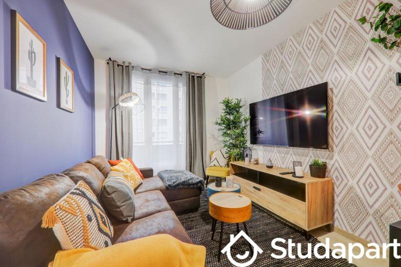 Chambre - 11 m² - 1 pièce