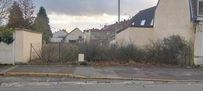 Terrain constructible - 586 m²