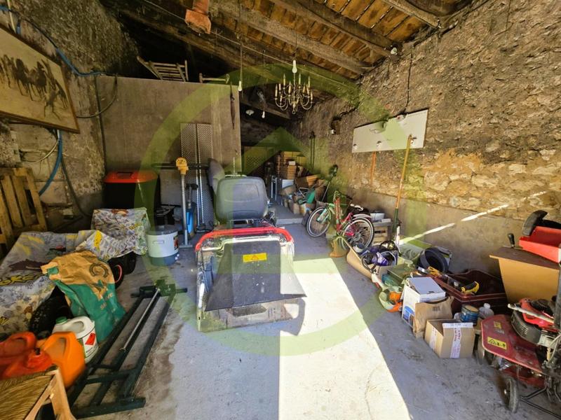 Maison - 207 m² - 7 pièces