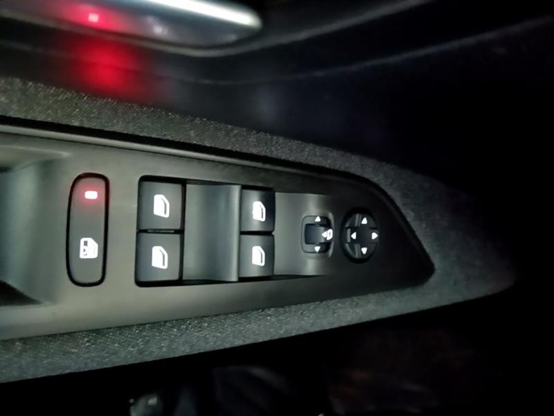 Peugeot 3008 1.6 Bluehdi 120ch Ss Eat6 Active