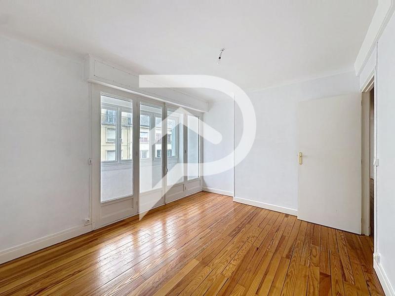 Appartement - 121 m² - 4 pièces