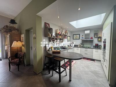 Maison - 120 m² - 5 pièces