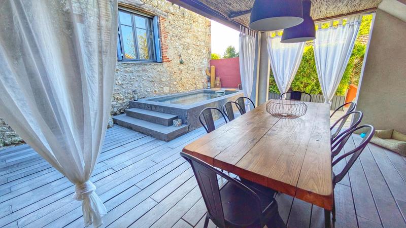 Maison - 155 m² - 6 pièces