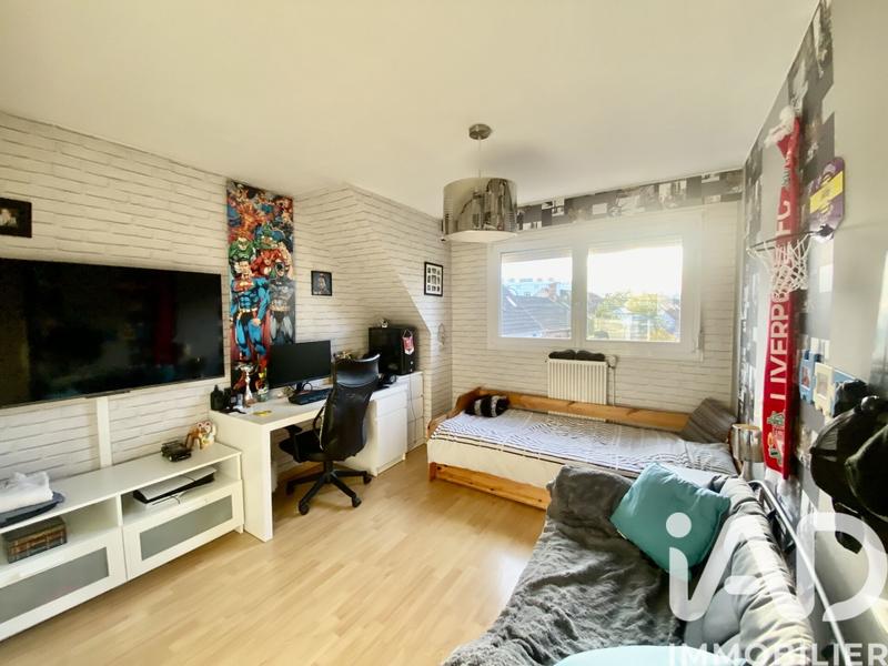 Maison - 97 m² - 4 pièces