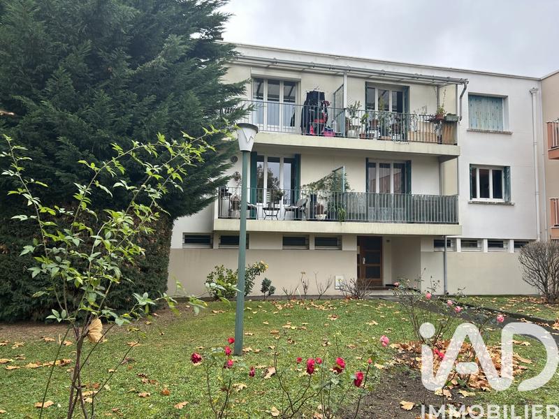 Appartement - 79 m² - 4 pièces