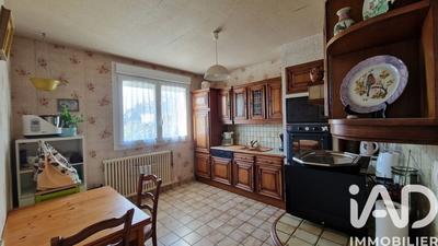 Maison - 160 m² - 9 pièces