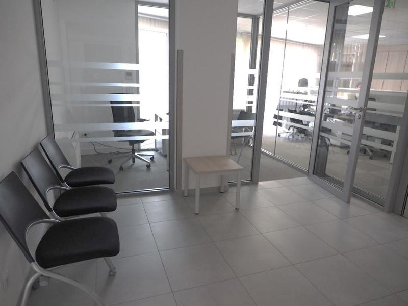 Bureau - 123 m² - 8 pièces