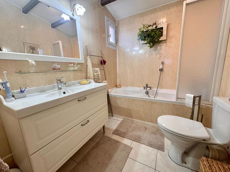 Maison - 94 m² - 4 pièces