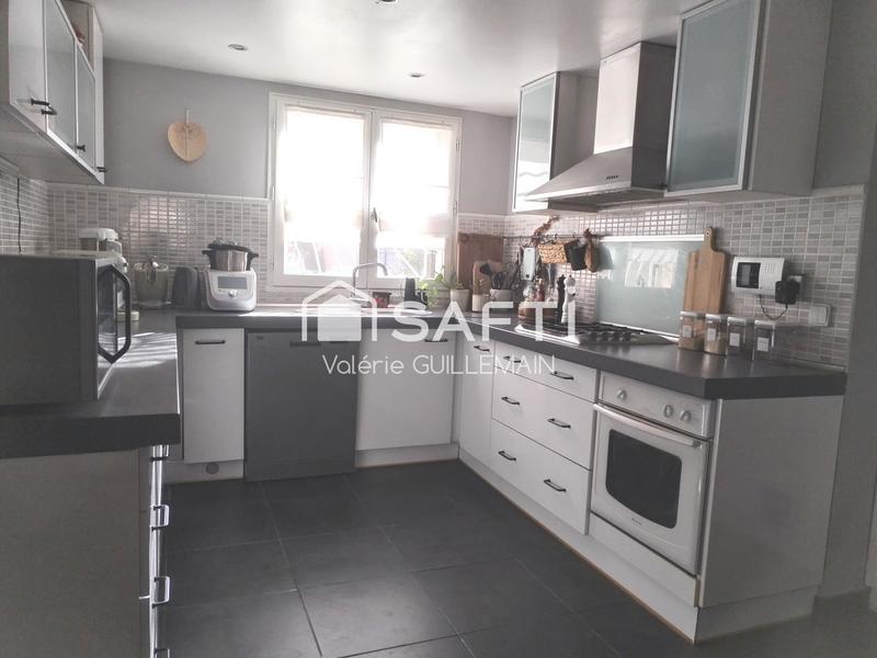 Maison - 144 m² - 5 pièces