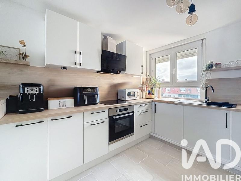 Appartement - 80 m² - 4 pièces