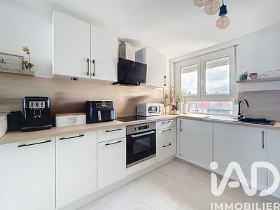 Appartement - 80 m² - 4 pièces