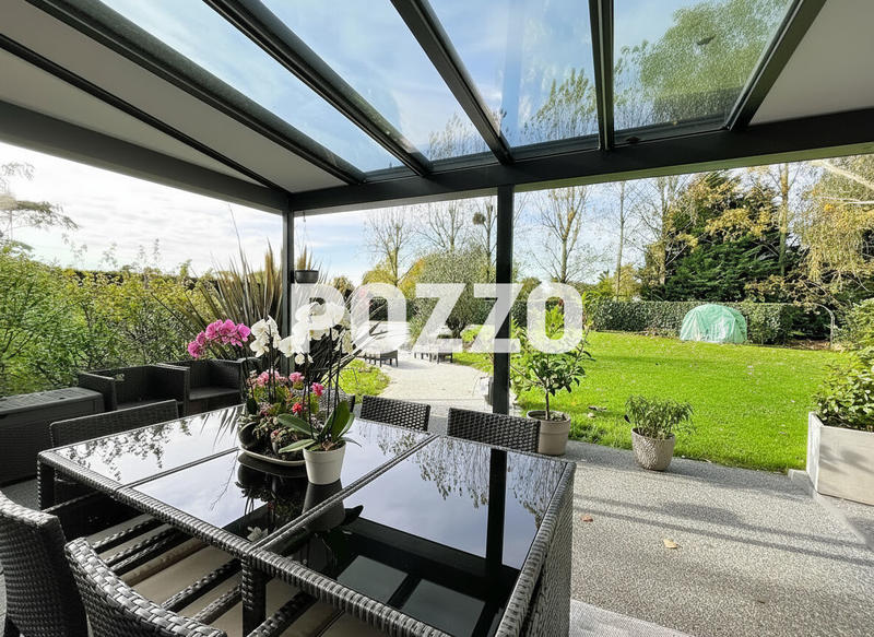 Maison - 215 m² - 6 pièces
