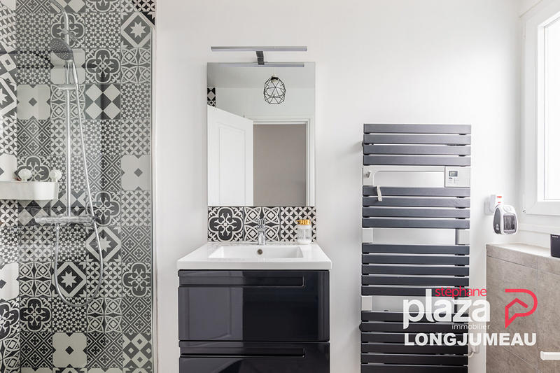 Maison - 97 m² - 5 pièces