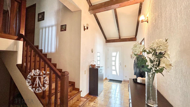 Villa - 145 m² - 6 pièces