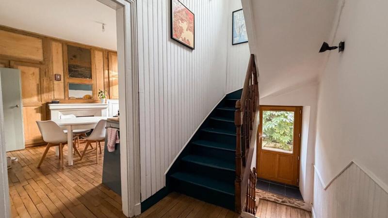 Maison - 164 m² - 7 pièces