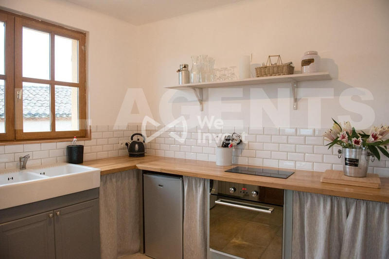 Maison - 200 m² - 8 pièces