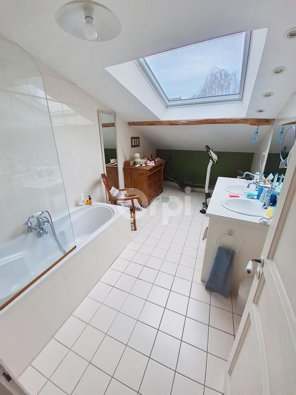 Maison - 138 m² - 4 pièces