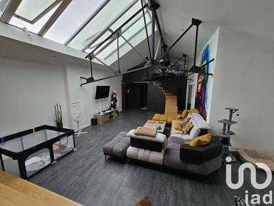 Loft - 131 m² - 5 pièces