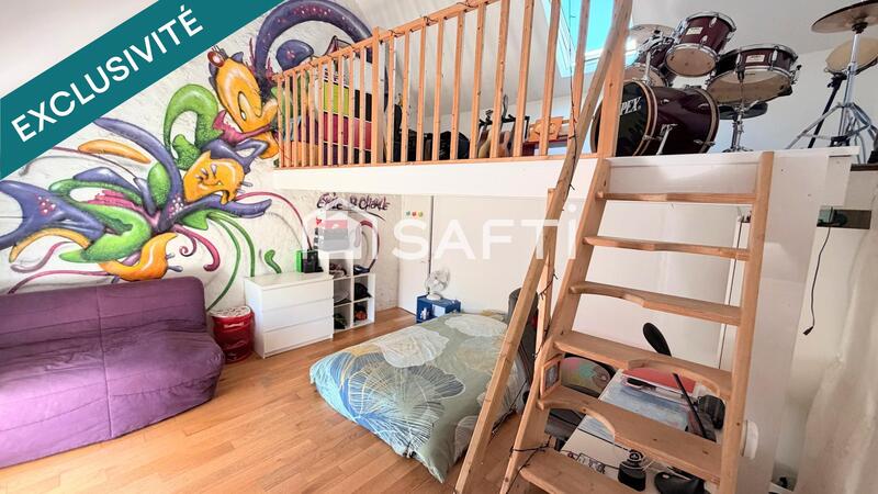 Maison - 155 m² - 6 pièces