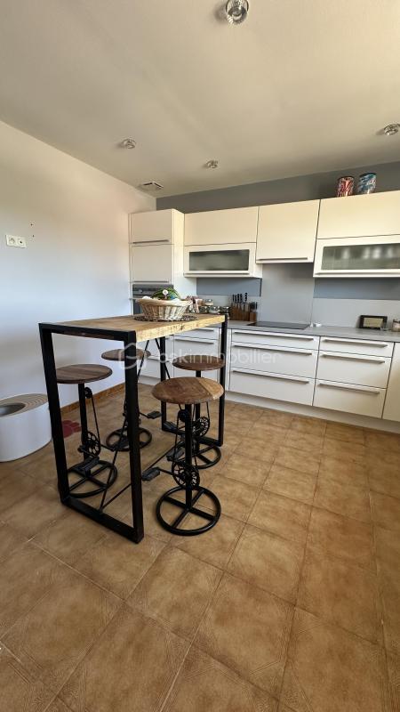 Villa - 280 m² - 9 pièces