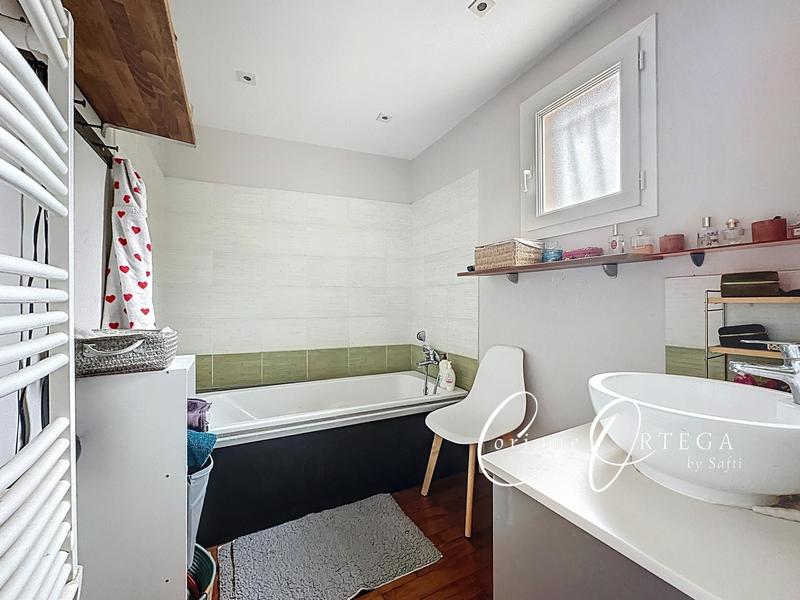 Maison - 142 m² - 5 pièces