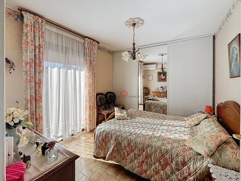 Maison - 104 m² - 4 pièces