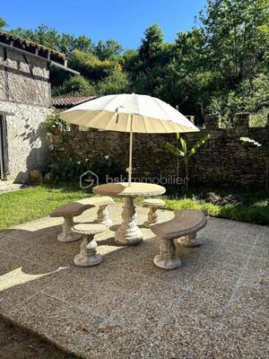 Maison ancienne - 287 m² - 7 pièces