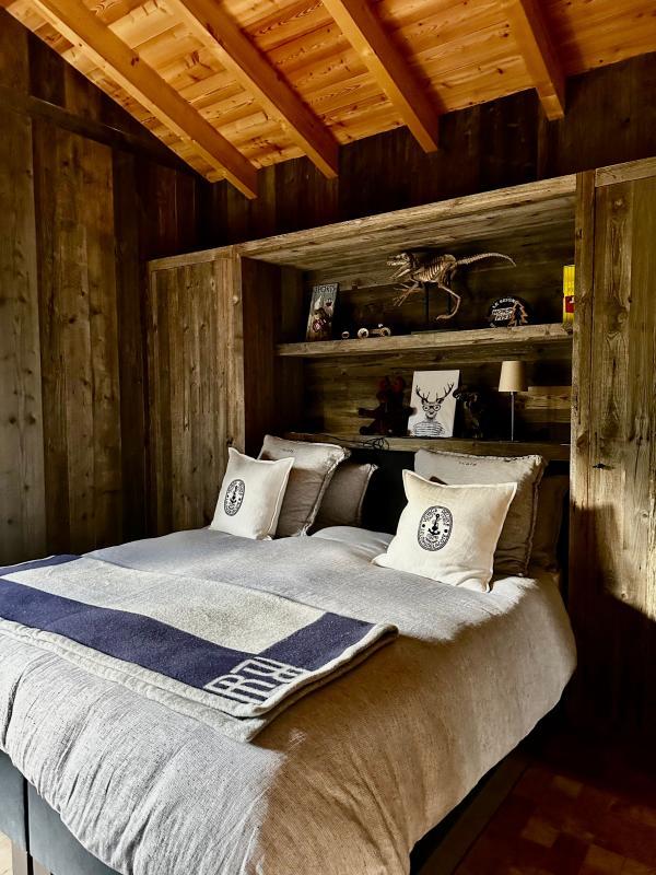 Chaumière - 296 m² - 8 pièces