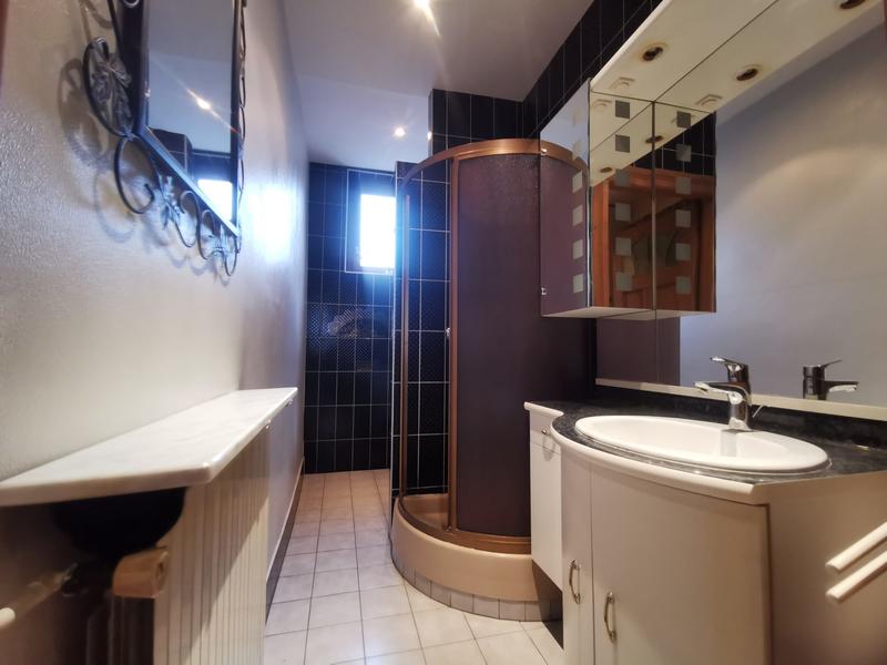 Duplex - 140 m² - 7 pièces