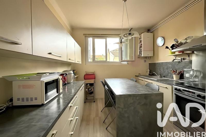 Appartement - 90 m² - 3 pièces