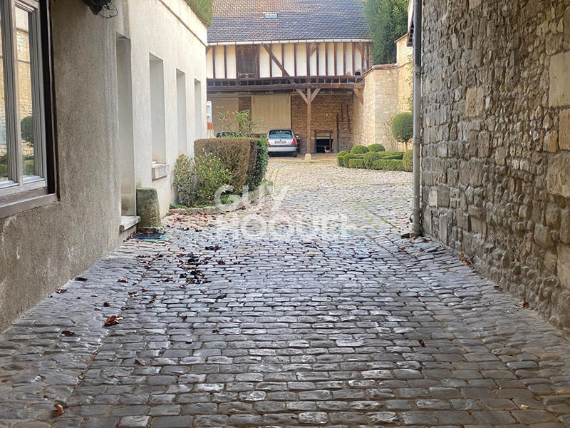 Immeuble - 740 m² - 15 pièces