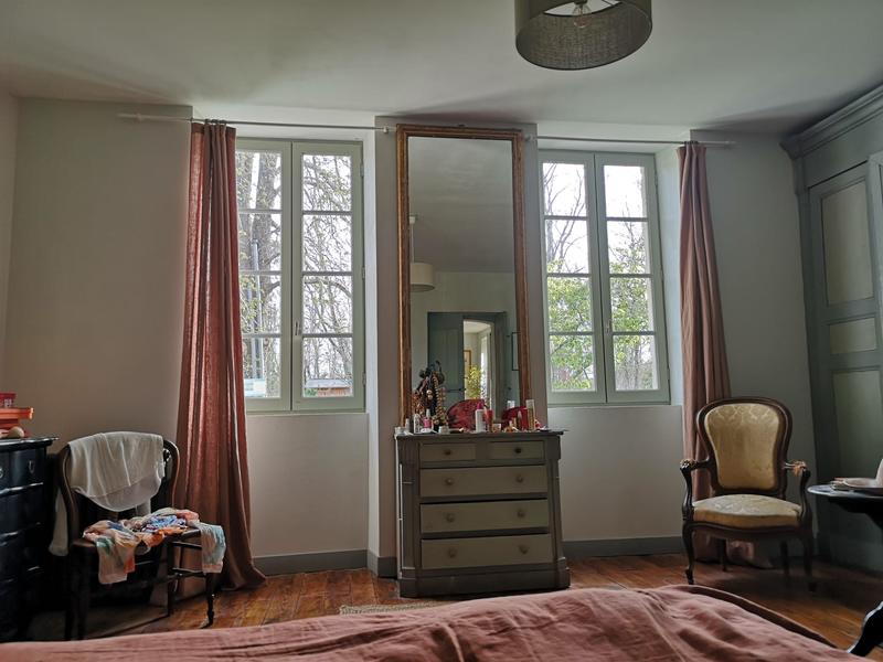 Maison - 260 m² - 8 pièces