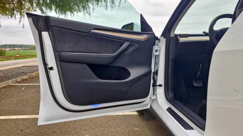 Tesla Model y 350 Rwd Dual