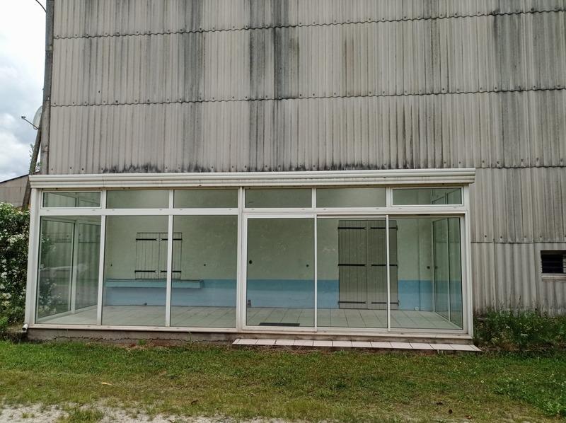 Entrepôt - 950 m² - 7 pièces