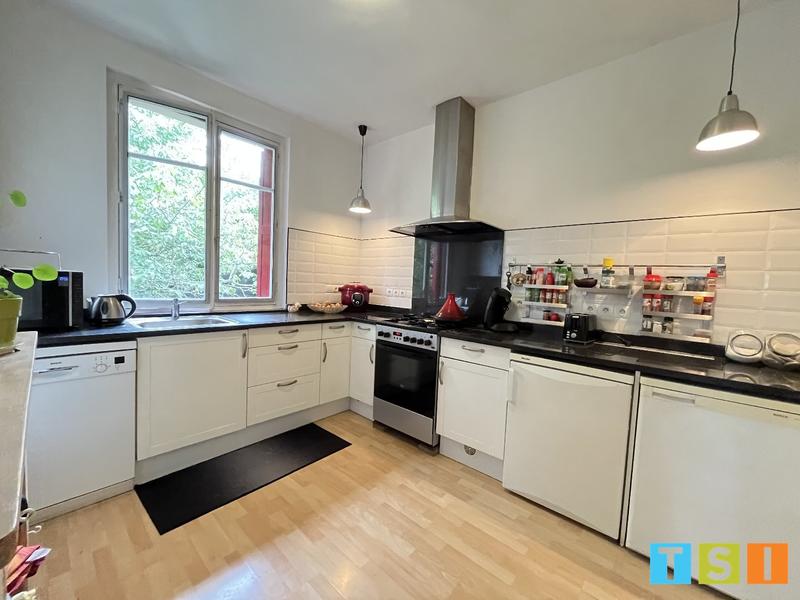 Maison - 170 m² - 8 pièces