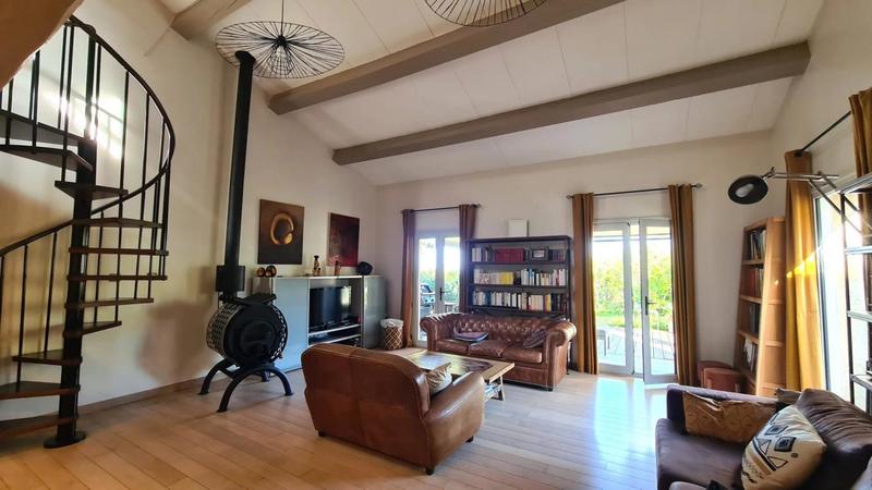 Villa - 208 m² - 8 pièces