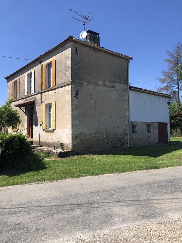 Maison - 120 m² - 3 pièces