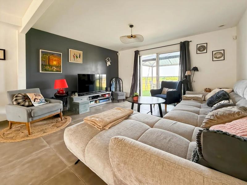 Maison - 178 m² - 6 pièces