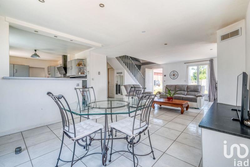 Maison - 136 m² - 5 pièces