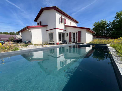 Maison - 114 m² - 5 pièces