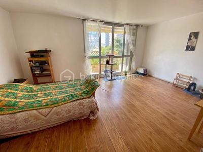 Studio - 36 m² - 1 pièce