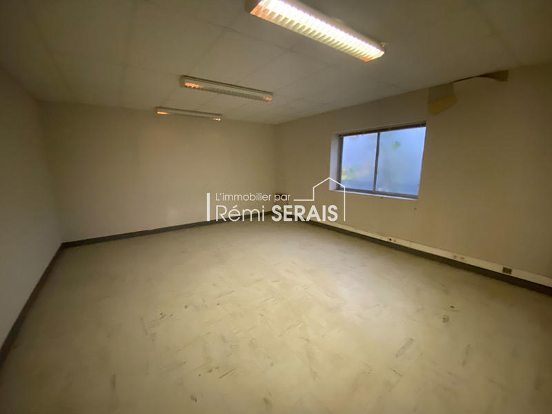 Local commercial - 292 m² - 4 pièces