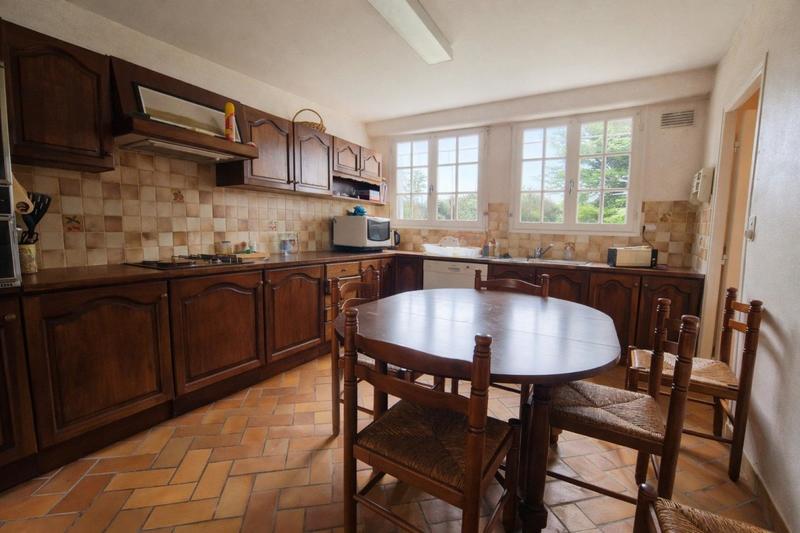 Maison - 166 m² - 7 pièces