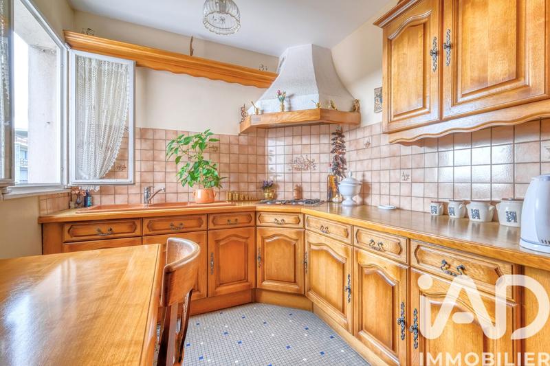 Appartement - 64 m² - 2 pièces