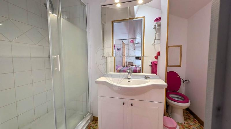 Maison chambre d'hôtes - 240 m² - 8 pièces