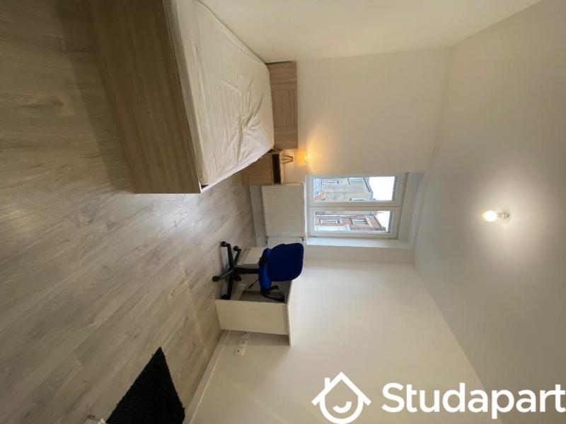 Chambre - 9 m² - 1 pièce