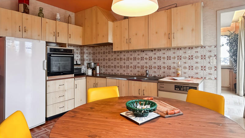 Maison traditionnelle - 193 m² - 7 pièces